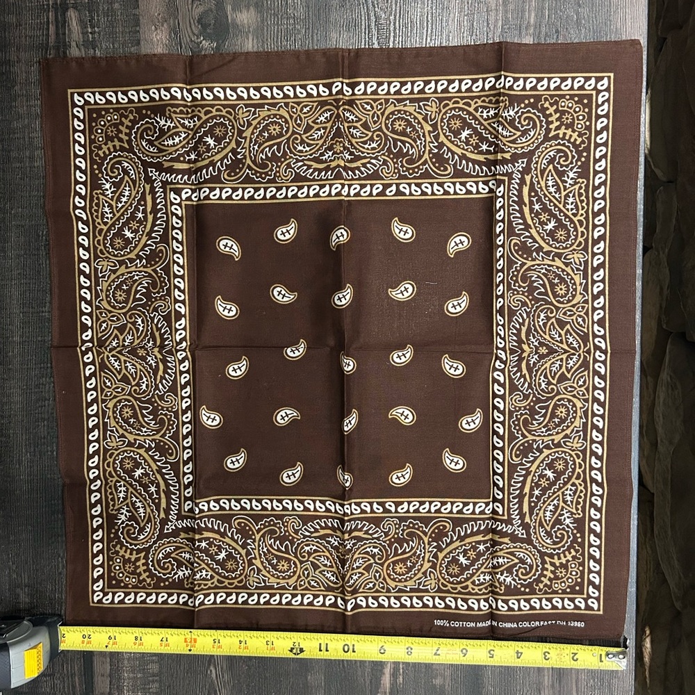 Brown Paisley Bandanaš¤ - Picture 6 of 7